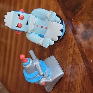 The Jetsons Rosie salt and pepper shaker